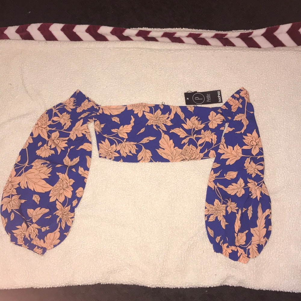 long sleeve crop top